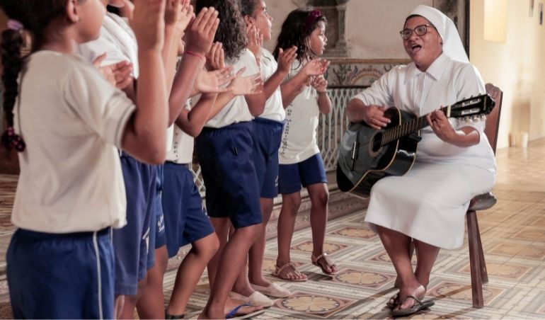 Convento de Santa Tereza recebe encontro inédito de coros em prol do Lar Padre Venâncio