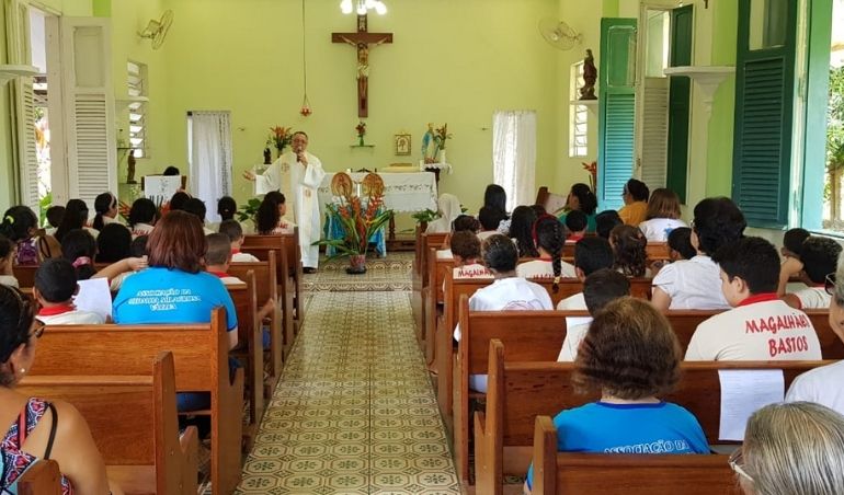 Missa é celebrada em memória de Magalhães Bastos