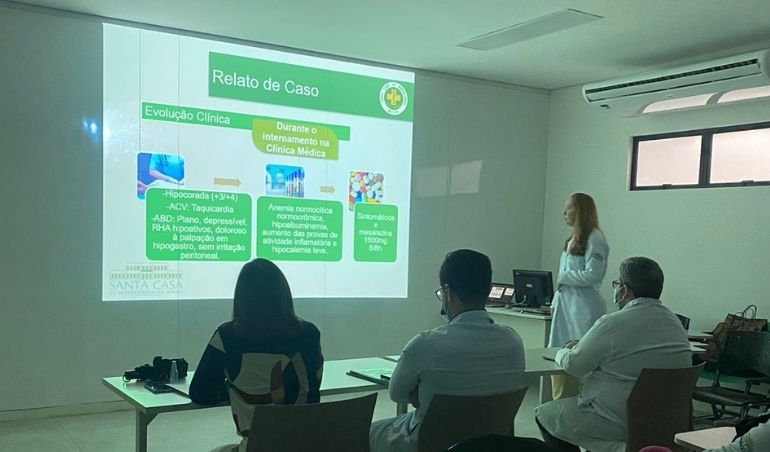 Residentes em Clínica Médica do HSA apresentam trabalhos de conclusão de curso