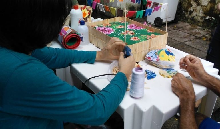 Unidades de Acolhimento apostam em arte-terapia como transformação social
