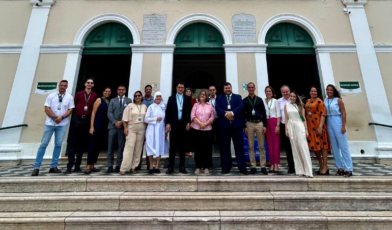 SCM recebe a visita da senadora Teresa Leitão